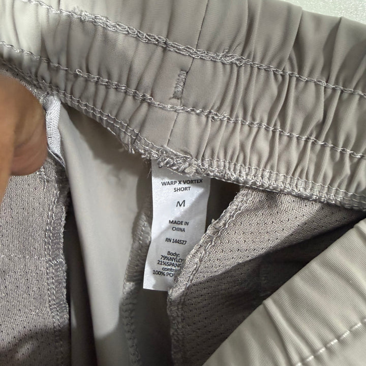 90 DEGREE BY REFLEX 4 WAY STRETCH MOISTURE WICKING LIGHT WEIGHT CONSEAL ZIP POCKETS SHORT BRAND NEW GREY COLOUR