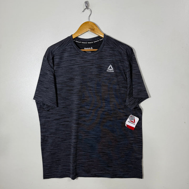 REEBOK SPORT TSHIRT BRAND NEW