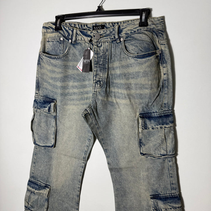 BOOHOOMAN BAGGY FIT CARGO DENIM PANT BRAND NEW