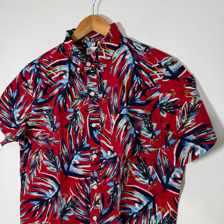 GAP BUTTON DOWN HALF SLEEVES SHIRT
