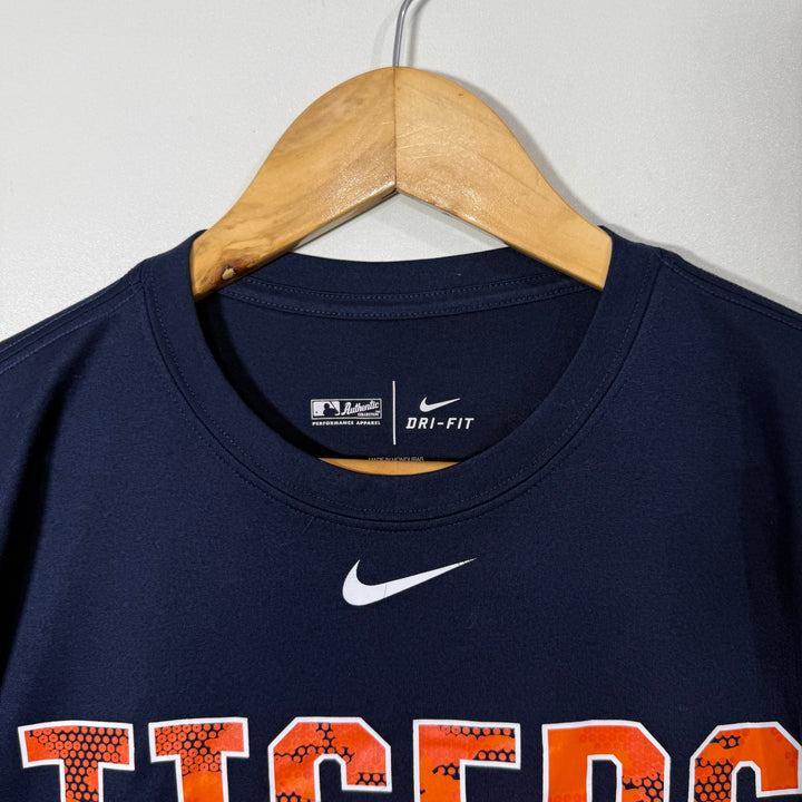 NIKE DRI FIT BASEBALL SPORT TSHIRT