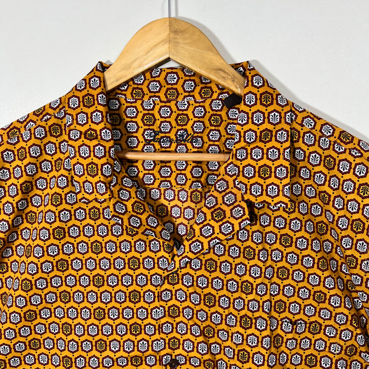 TASSO ELBA SAFARI COLLAR HALF SLEEVES SHIRT BRAND NEW WITH STRETCH