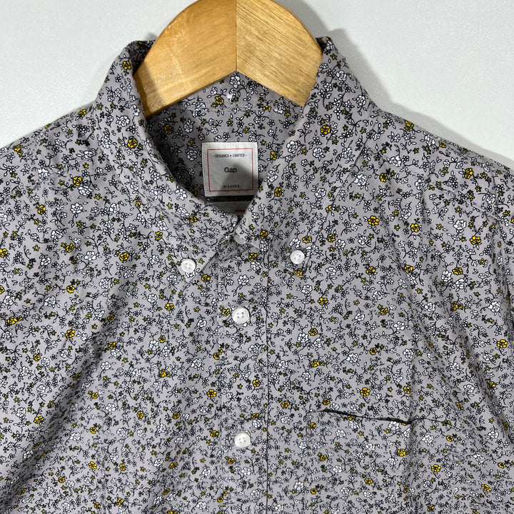 GAP BUTTON DOWN CASUAL COTTON SHIRT