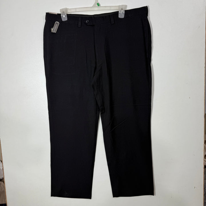 HAGGAR STRAIGHT FIT DRESS PANT BRAND NEW BLACK COLOUR