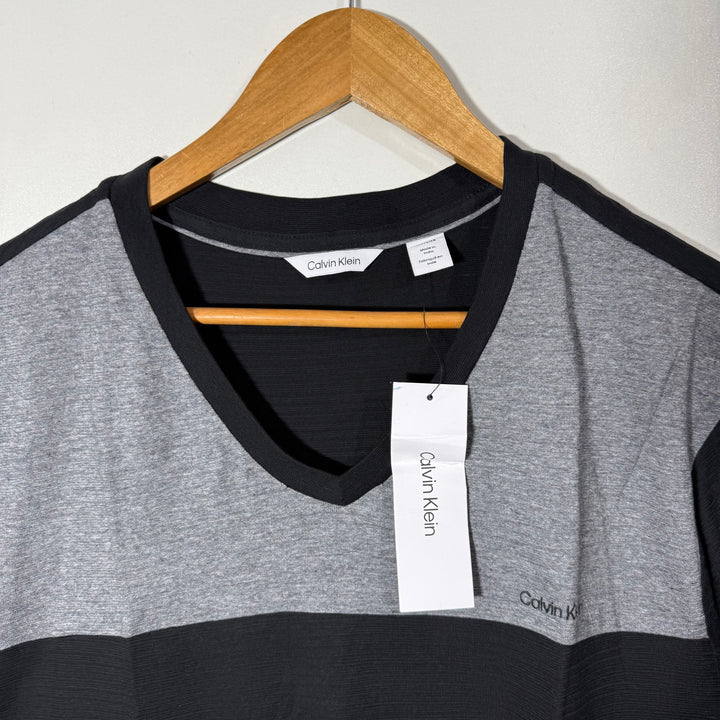 CALVIN KLEIN V NECK COTTON TSHIRT BRAND NEW
