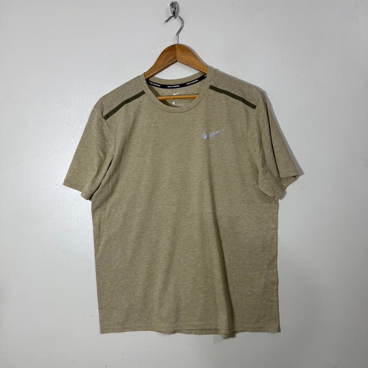 NIKE RUNNING SPORT TSHIRT