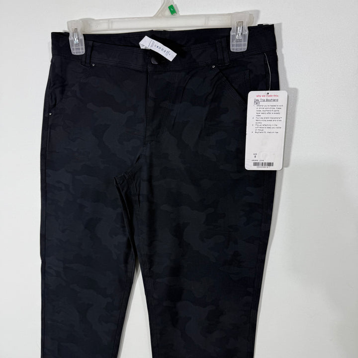 LULULEMON WOMEN SKINNY FIT CAMOUFLAGE PERFORMANCE PANT BRAND NEW