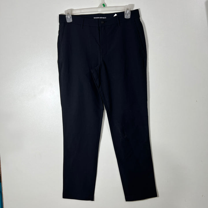 BANANA REPUBLIC STRAIGHT FIT PERFORMANCE PANT WITHOUT STRETCH BLACK COLOUR