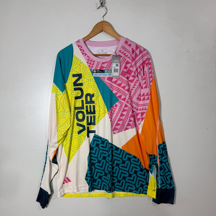 ADIDAS LONG SLEEVES SPORT TSHIRT BRAND NEW