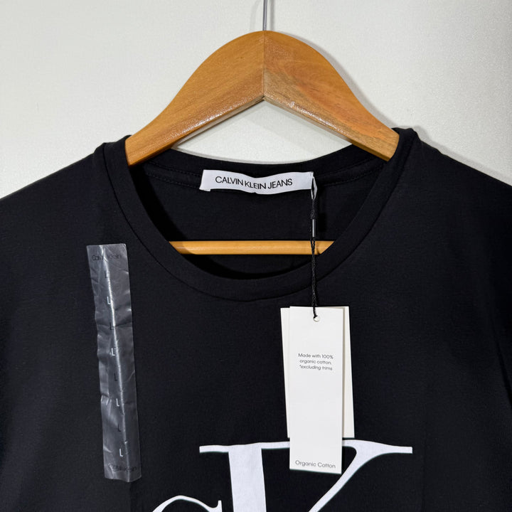 CALVIN KLEIN COTTON TSHIRT BRAND NEW BLACK COLOUR