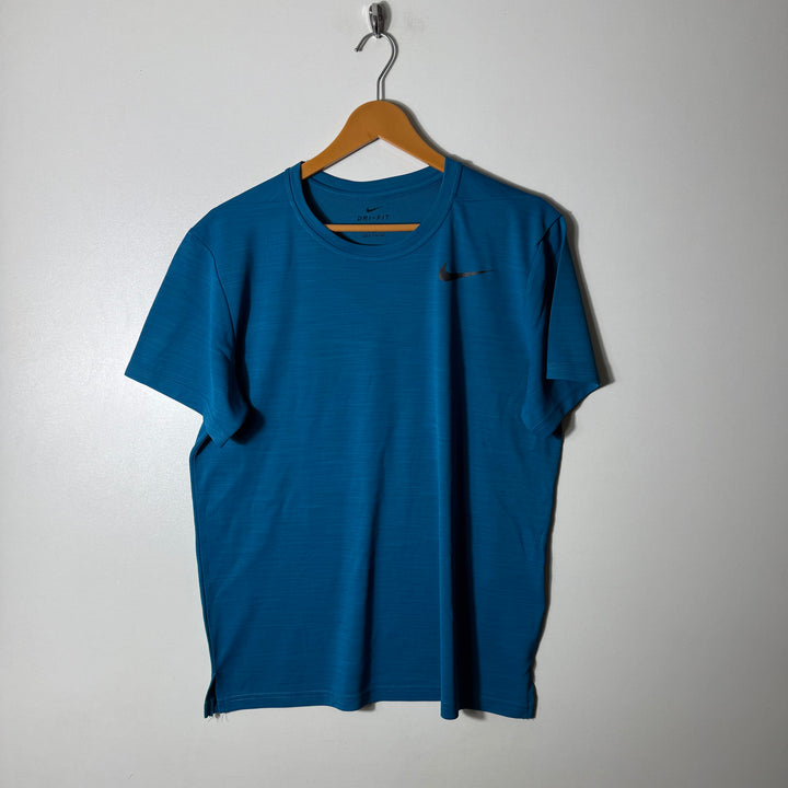 NIKE DRI FIT SPORT TSHIRT
