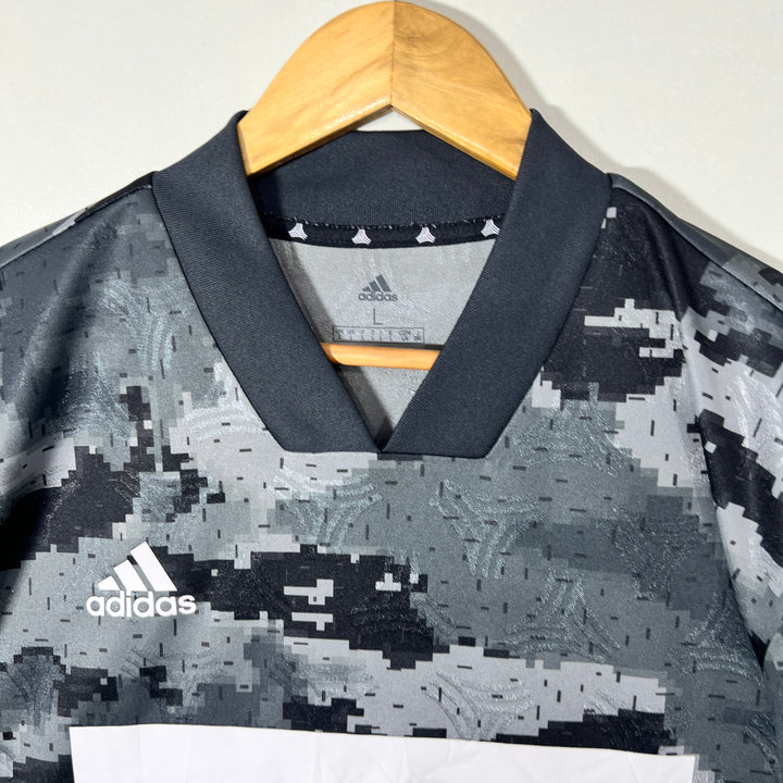 ADIDAS SPORT TSHIRT