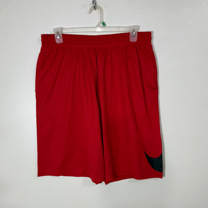 NIKE DRI FIT SPORT SHORT