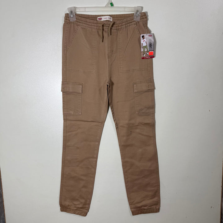 LEVIS CARGO JOGGER PANT BRAND NEW WITH STRETCH