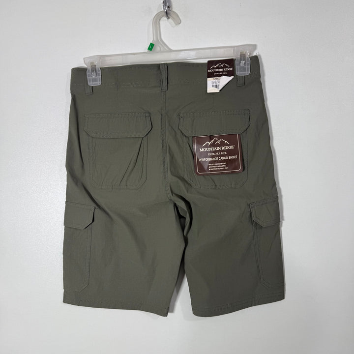 MOUNTAIN RIDGE CARGO PERFORMANCE SHORT BRAND NEW WITH STRETCH GREEN COLOUR
