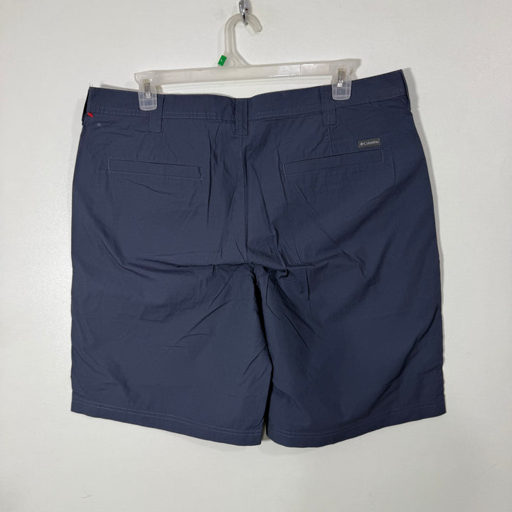 COLUMBIA COTTON SHORT GREY COLOUR