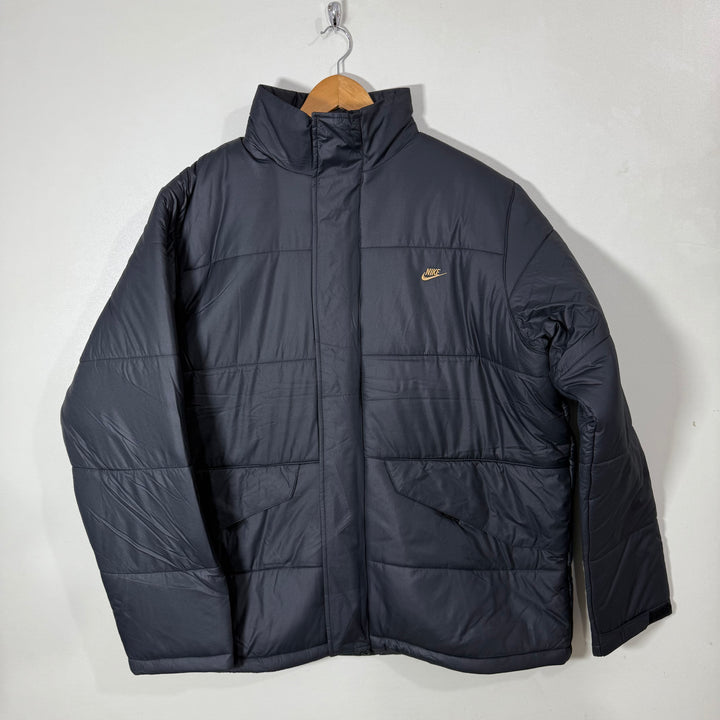 NIKE PUFFER JACKET BLACK COLOUR