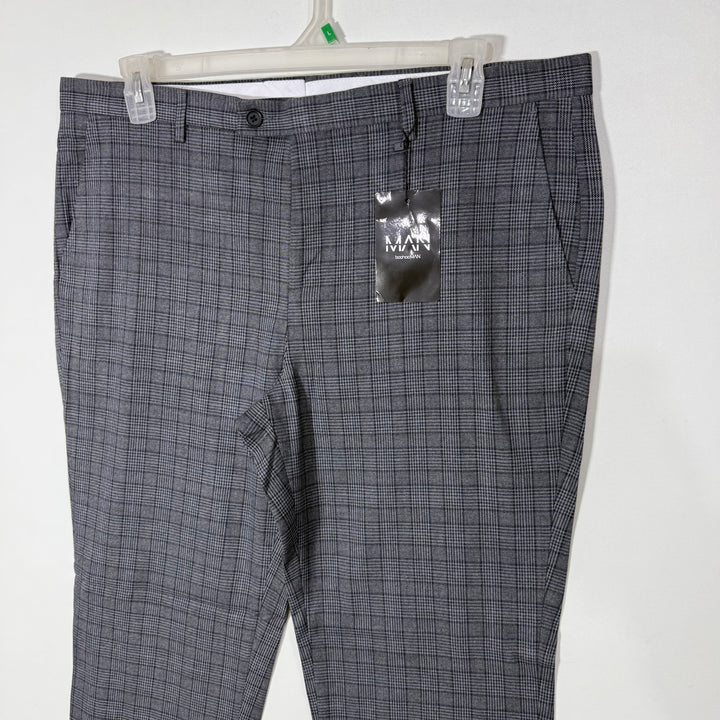 BOOHOOMAN CHECKERED PANT BRAND NEW