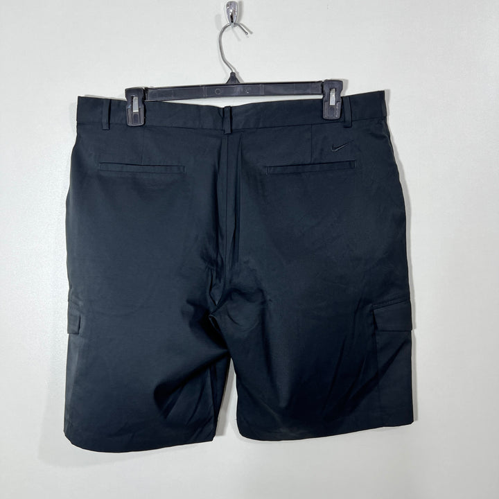 NIKE STANDARD FIT GOLF SHORT