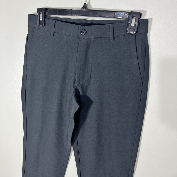 VAN HEUSEN FLEX WAISTBAND PERFORMANCE PANT WITH STRETCH