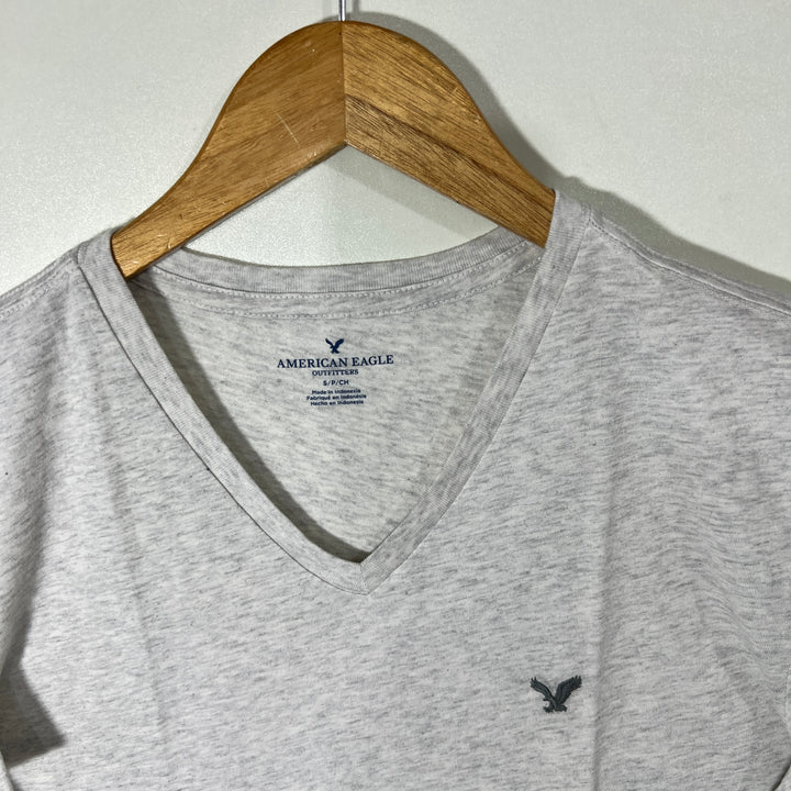 AMERICAN EAGLE V NECK COTTON TSHIRT