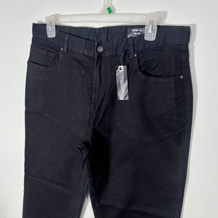 TU STRAIGHT FIT DENIM PANT BRAND NEW WITH STRETCH