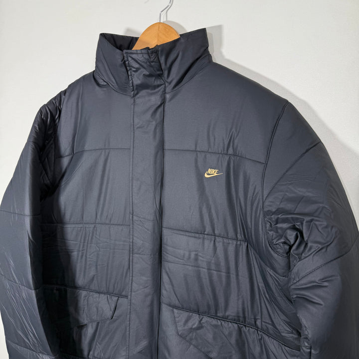 NIKE PUFFER JACKET BLACK COLOUR