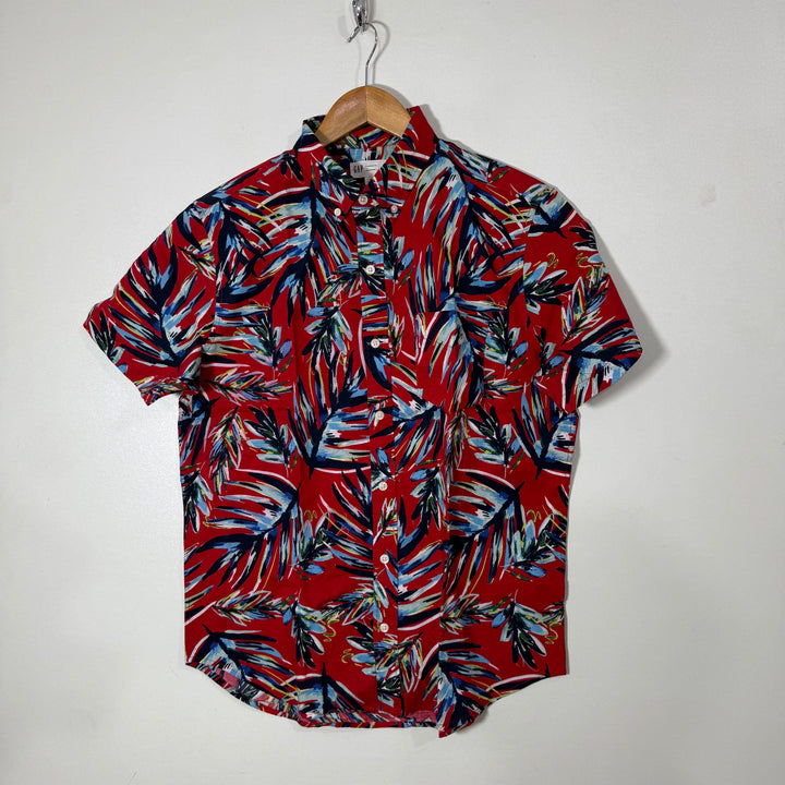 GAP BUTTON DOWN HALF SLEEVES SHIRT