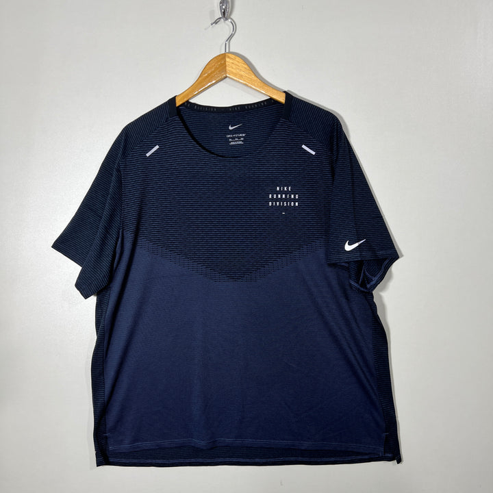 NIKE RUNNING SPORT TSHIRT