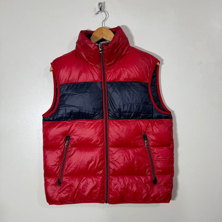 ZARA SLEEVES LESS JACKET