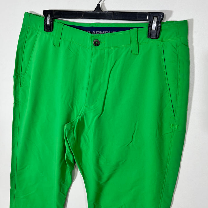 UNDER ARMOUR STRAIGHT FIT PERFORMANCE PANT BRAND NEW WITH STRETCH