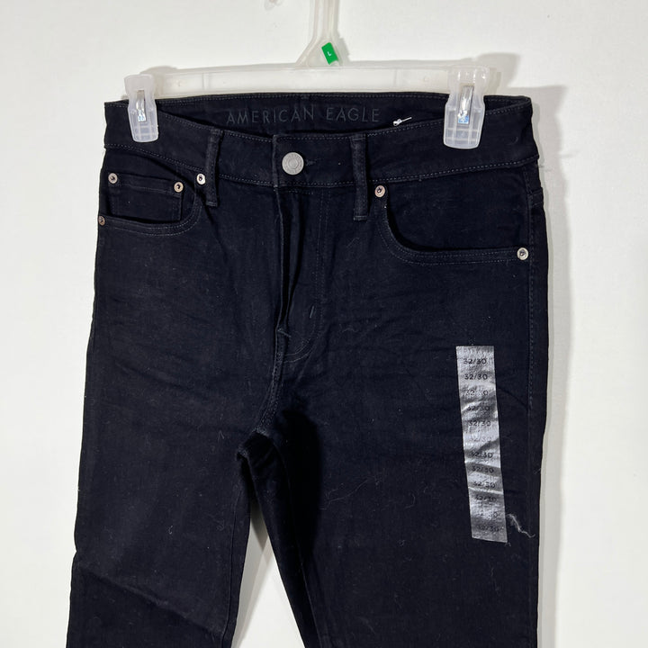 AMERICAN EAGLE STRAIGHT FIT DENIM PANT BRAND NEW WITH STRETCH BALCK COLOUR