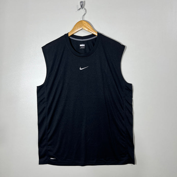 NIKE SPORT SLEEVES LESS