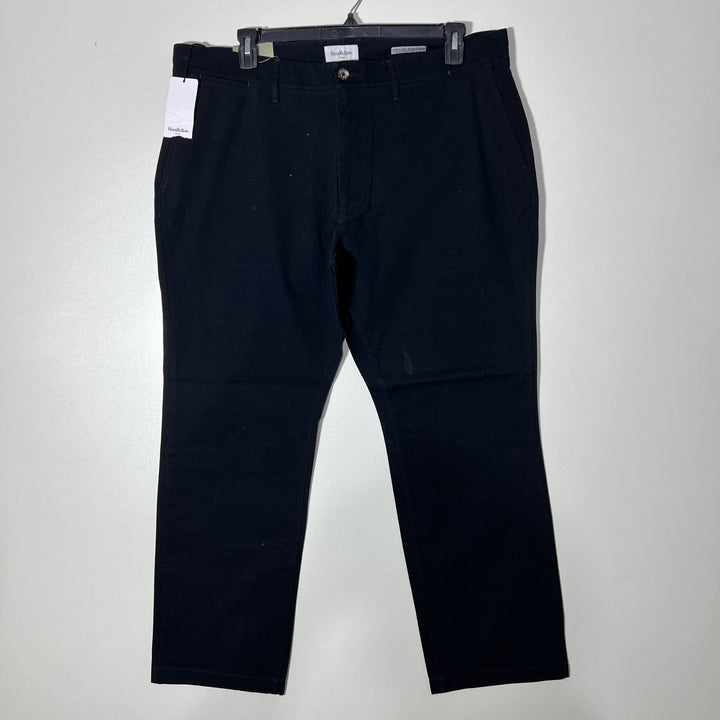 GOOD FELLOW & CO EASY WEAR COTTON CHINO PANT BRAND NEW WITH STRETCH