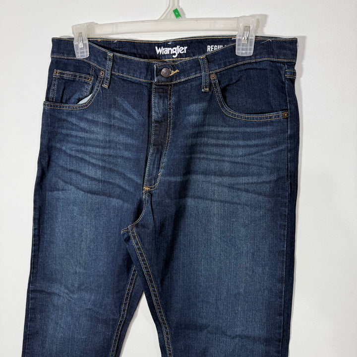 WRANGLER REGULAR FIT DENIM PANT WITH STRETCH