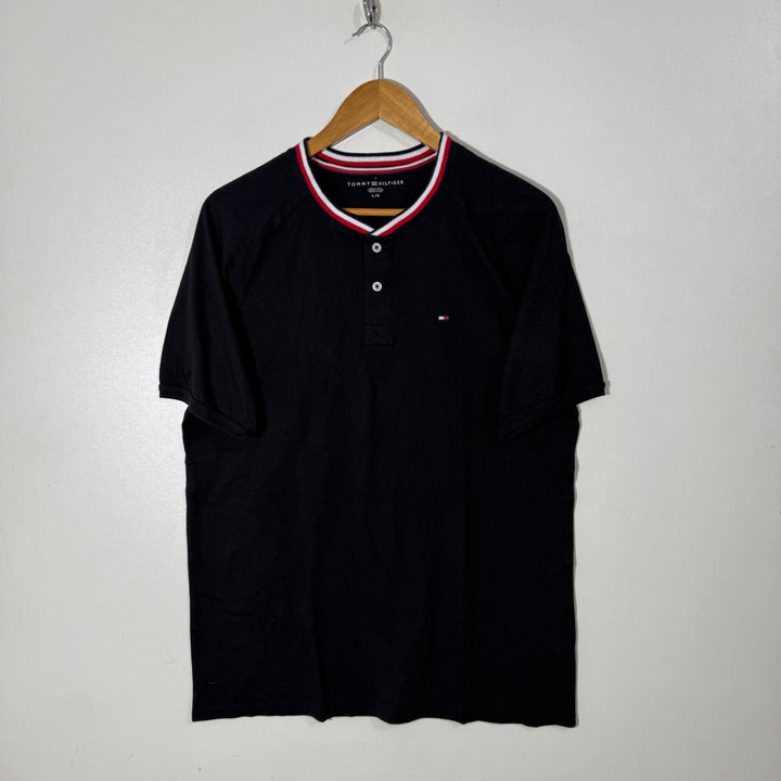 TOMMY HILFIGER HENLEY COLLAR COTTON TSHIRT BLACK COLOUR EA./-