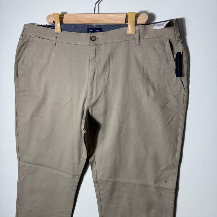 NAUTICA CLASSIC FIT DECK PANT BRAND NEW WITH STRETCH