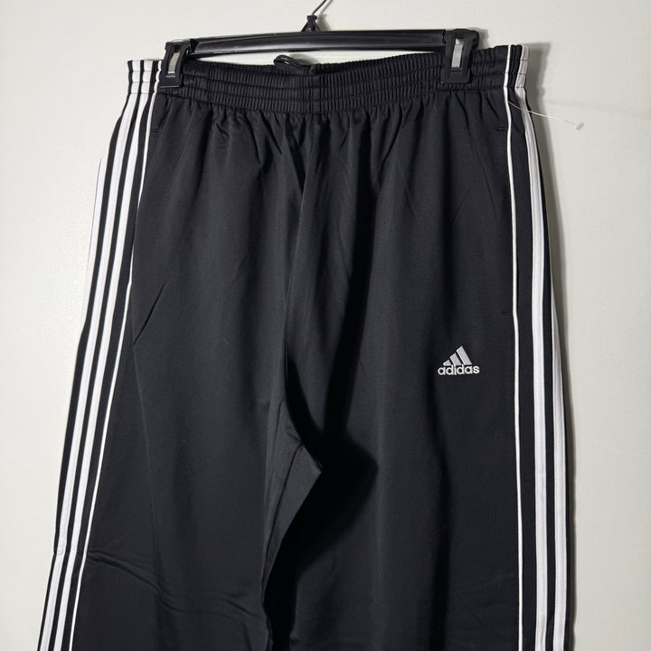 ADIDAS VINTAGE  BAGGY FIT TROUSER BRAND NEW INNER FLEECE BLACK COLOUR