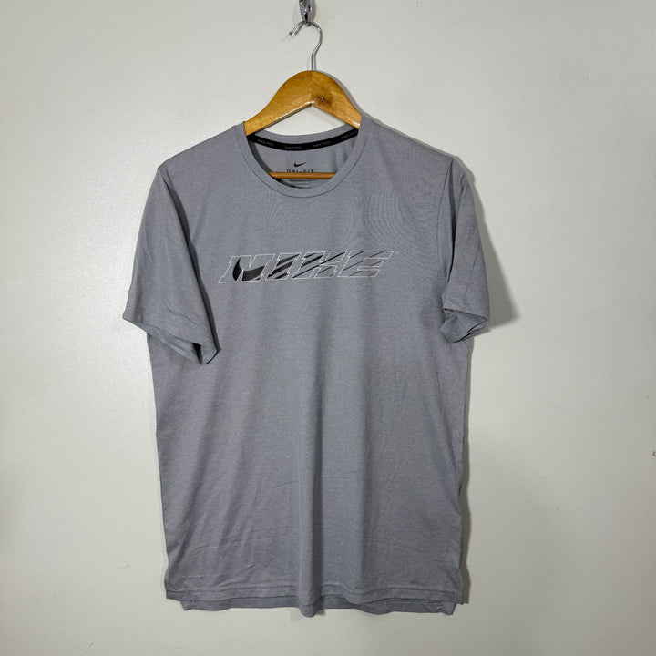 NIKE DRI FIT SPORT TSHIRT