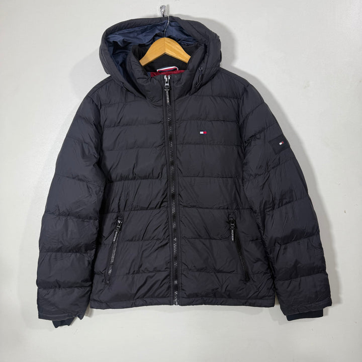 TOMMY HILFIGER WARM LIKE DOWN WATER RESISTANT WIND RESISTANT PUFFER JACKET WITH HOOD BLACK COLOUR