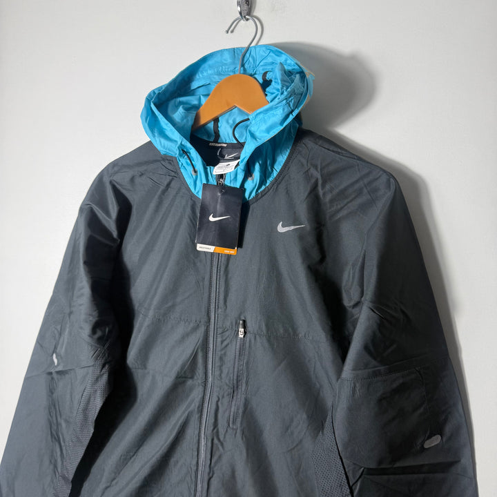 NIKE DRI FIT PARACHUTE JACKET BRAND NEW WITH HOOD