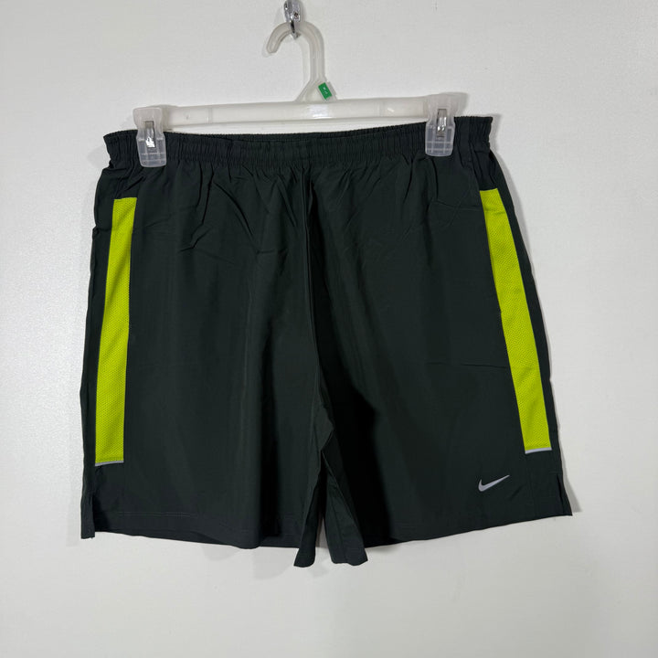 NIKE DRI FIT RUNNING SPORT SHORT GREEN COLOUR