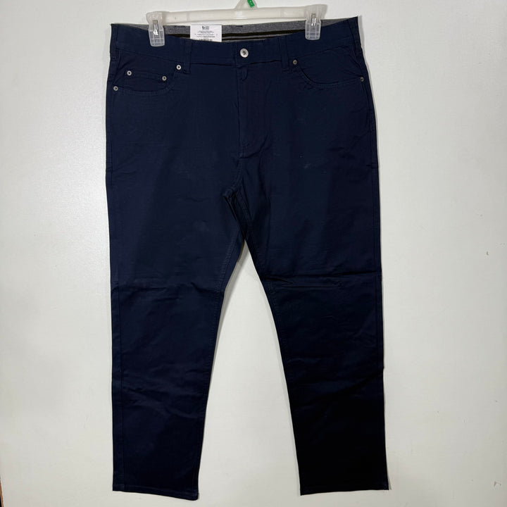 MEMBERS MARK STRAIGHT FIT COTTON JEANS BRAND NEW WITH STRETCH BLUE COLOUR