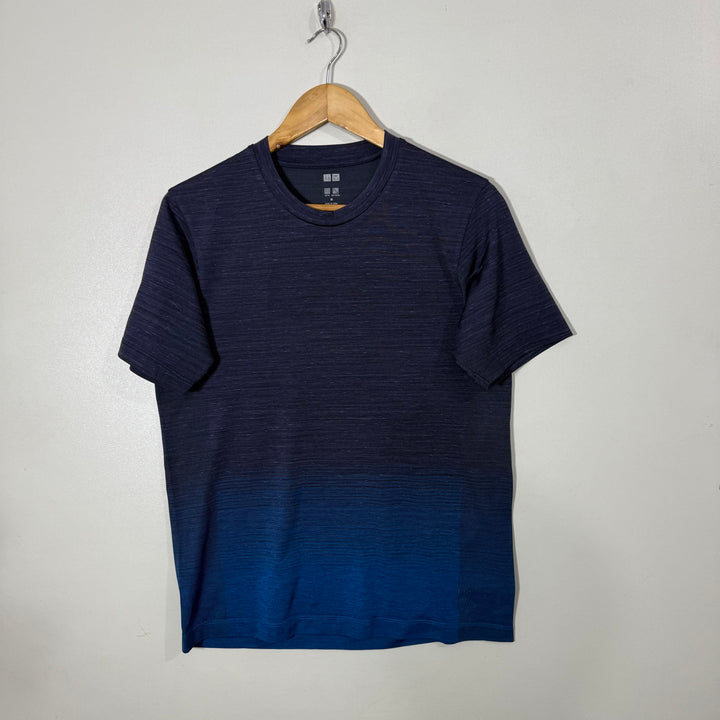 UNIQLO SPORT TSHIRT