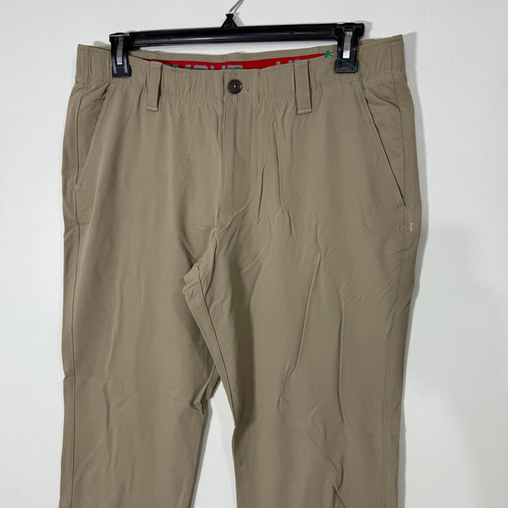 UNDER ARMOUR STRAIGHT FIT PERFORMANCE PANT WITH STRETCH