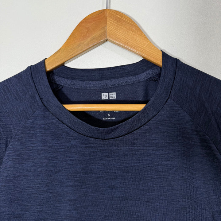 UNIQLO SPORT TSHIRT