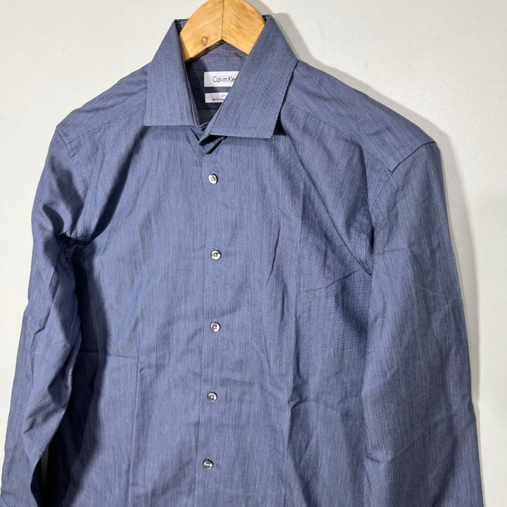CALVIN KLEIN SLIM FIT PERFORMANCE NON IRON FORMAL SHIRT