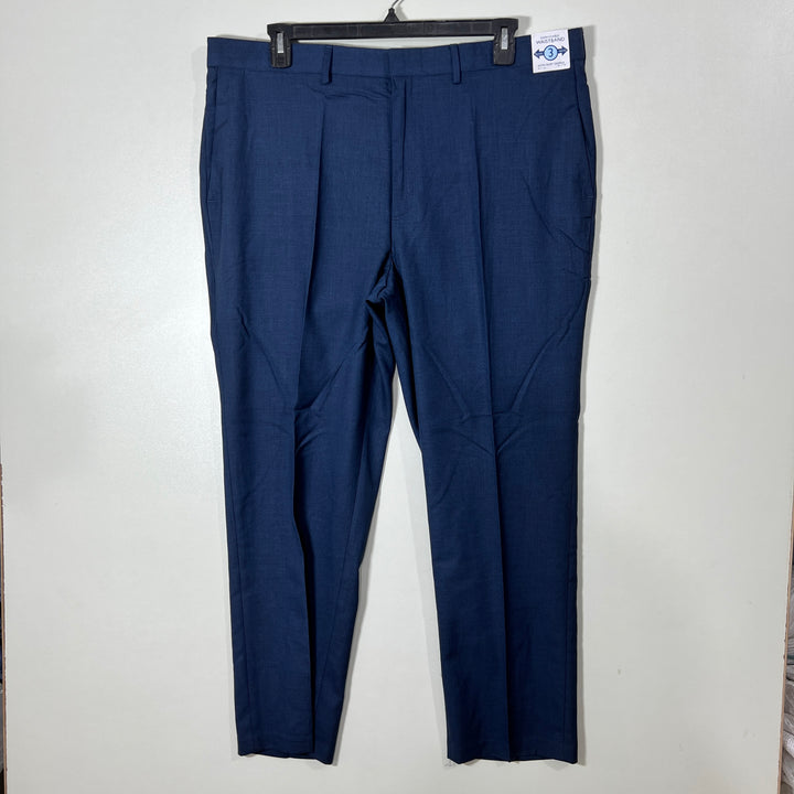SADDLEBRED STRAIGHT FIT TRAVELER COMFORT FLEX PERFORMANCE DRESS PANT BRAND NEW WITH STRETCH