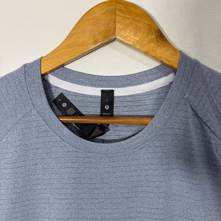 LULULEMON SPORT TSHIRT BRAND NEW