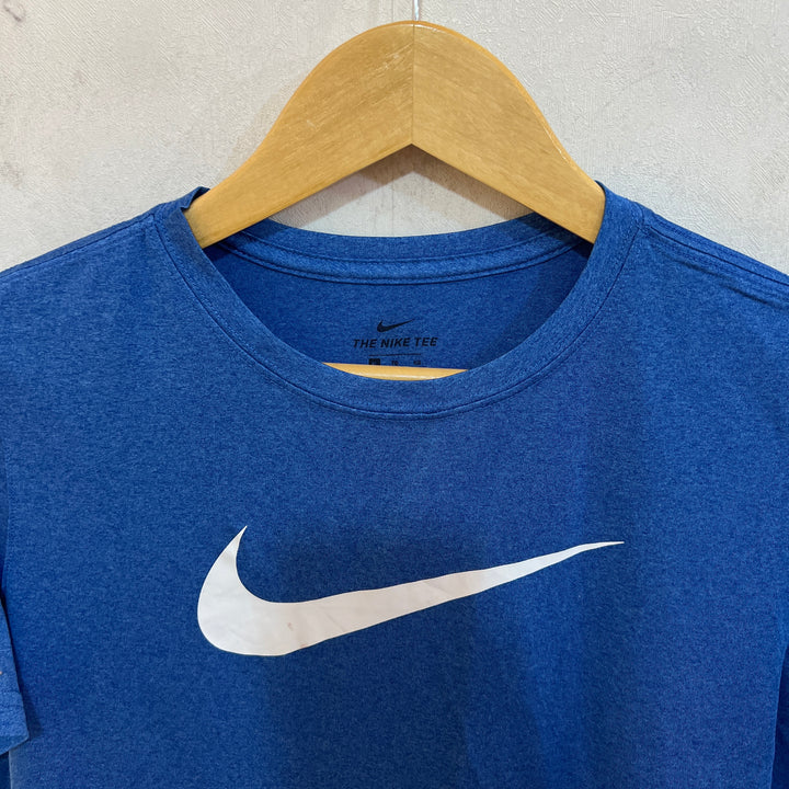 NIKE SPORT TSHIRT